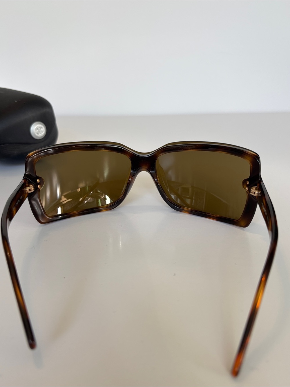 CHANEL Vintage Y2K 5065 Tortoiseshell Shield Sunglasses - Picture 5 of 11